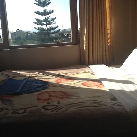 Hotel Aagaman Катманду Екстер'єр фото