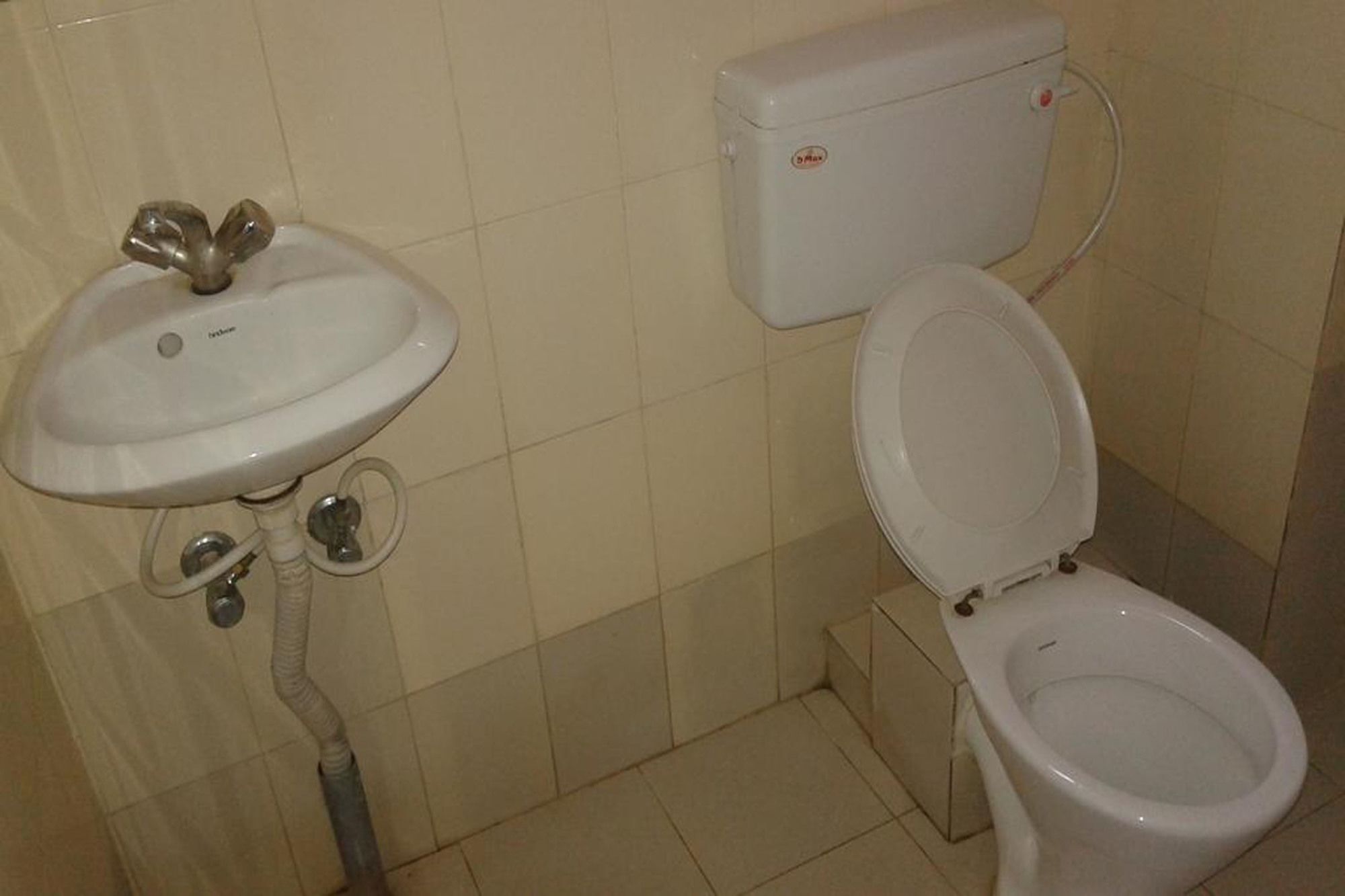 Hotel Aagaman Катманду Екстер'єр фото
