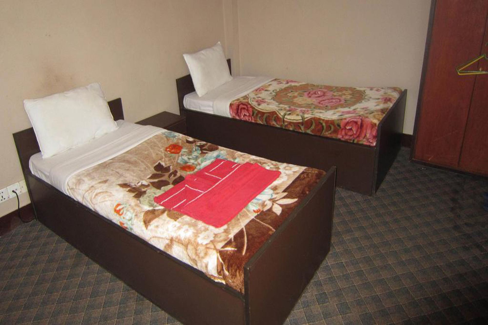 Hotel Aagaman Катманду Екстер'єр фото